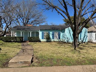 3727 Meredith Avenue, Dallas, TX 75211