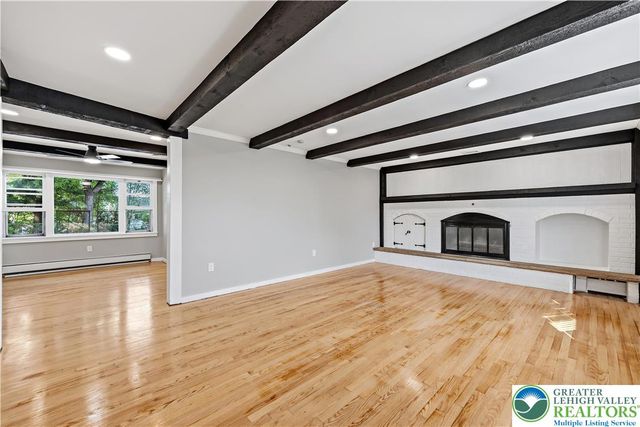 1319 Overlook Road, Whitehall Twp, PA 18052