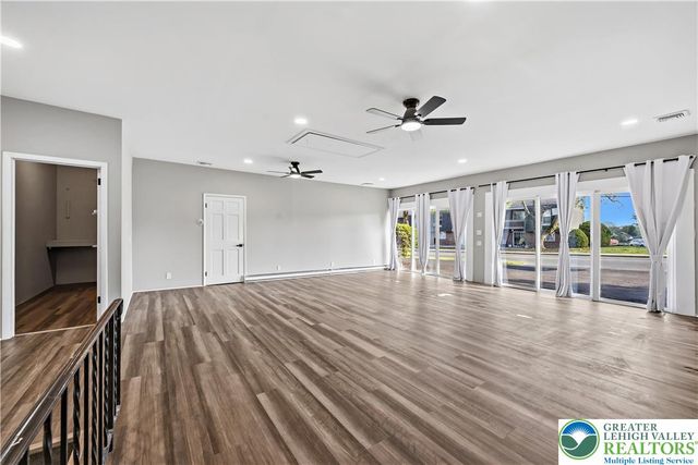 1319 Overlook Road, Whitehall Twp, PA 18052