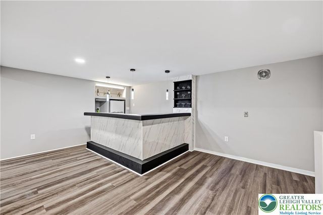 1319 Overlook Road, Whitehall Twp, PA 18052