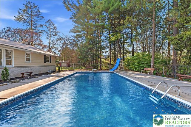 1319 Overlook Road, Whitehall Twp, PA 18052