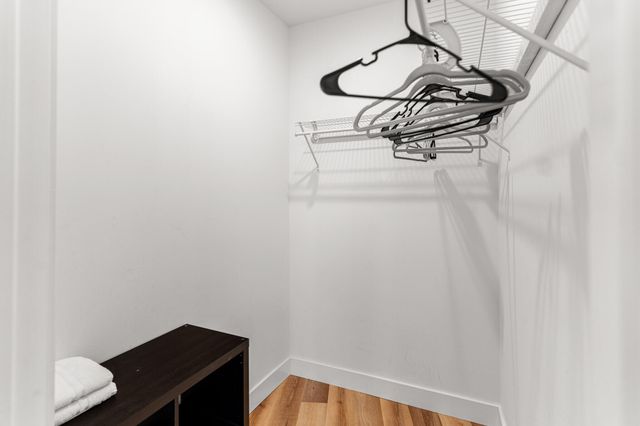 7 FYFER PL, Columbia, MO 65201