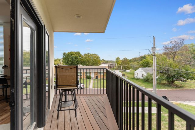 7 FYFER PL, Columbia, MO 65201