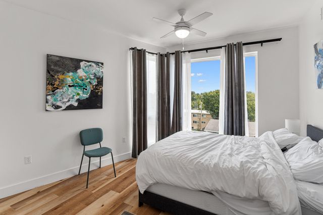 7 FYFER PL, Columbia, MO 65201