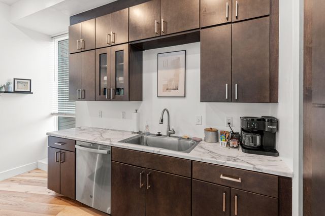 7 FYFER PL, Columbia, MO 65201