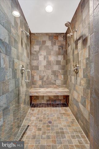 8057 LOFTY HEIGHTS DR, Waynesboro, PA 17268