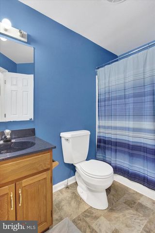 8057 LOFTY HEIGHTS DR, Waynesboro, PA 17268