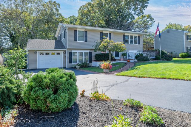 351 Suburban Drive, Toms River, NJ 08753