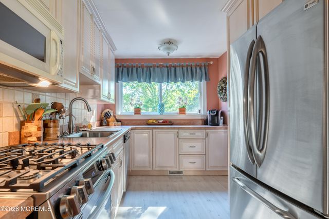 351 Suburban Drive, Toms River, NJ 08753