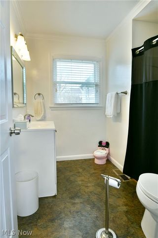 203 Aldrich Road, Austintown, OH 44515