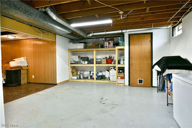 203 Aldrich Road, Austintown, OH 44515