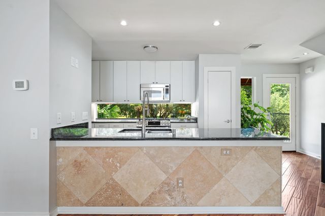4213 Dickason Avenue 9, Dallas, TX 75219