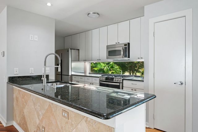 4213 Dickason Avenue 9, Dallas, TX 75219