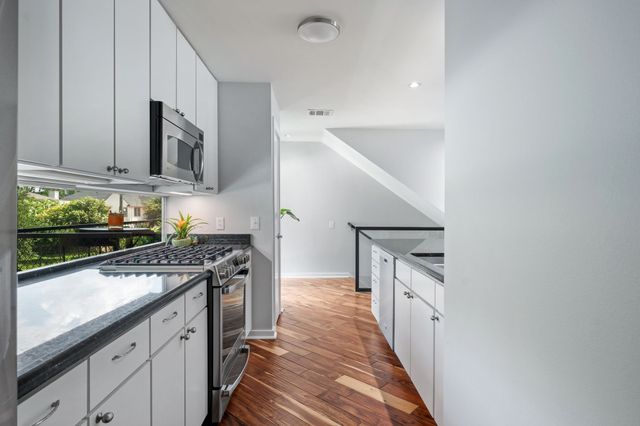 4213 Dickason Avenue 9, Dallas, TX 75219