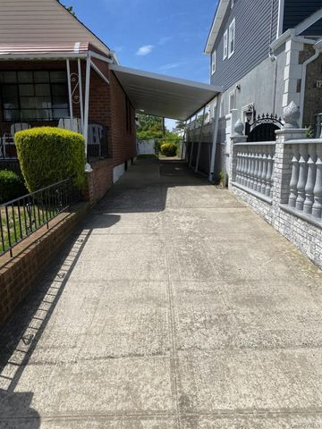 128-22 FRANCIS LEWIS Boulevard, Laurelton, NY 11413