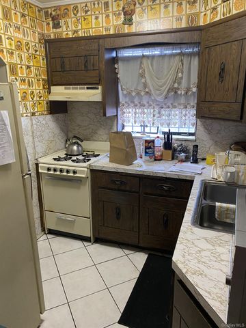 128-22 FRANCIS LEWIS Boulevard, Laurelton, NY 11413