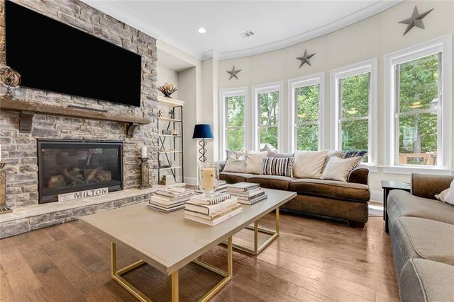 195 Horizon Hill, Milton, GA 30004