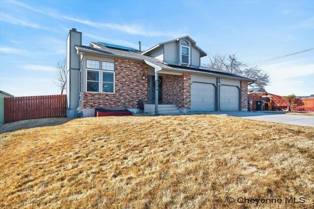 4526 EL CAMINO DR, Cheyenne, WY 82001