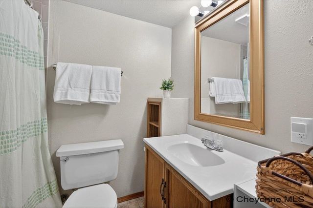 4526 EL CAMINO DR, Cheyenne, WY 82001