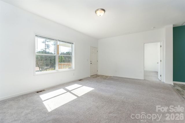 138 Indian Paintbrush Lane, Alexander, NC 28701