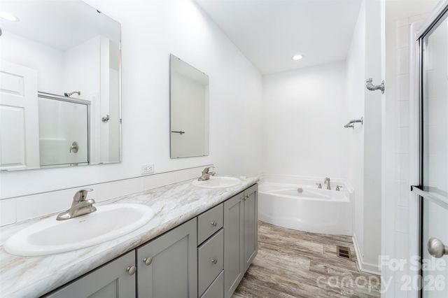 138 Indian Paintbrush Lane, Alexander, NC 28701