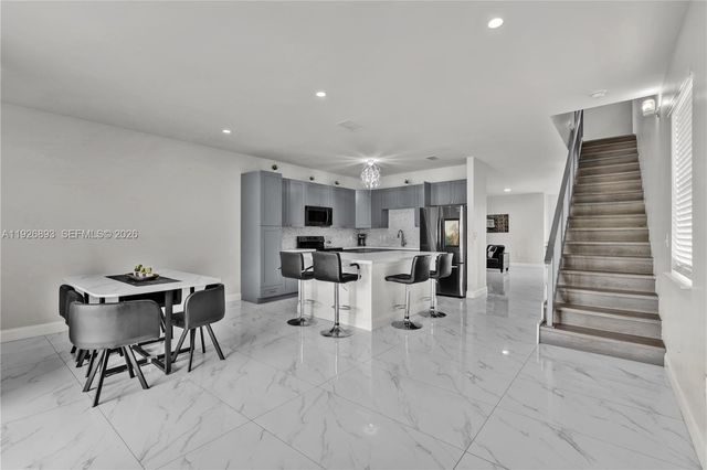 1968 NW 25th Avenue, Miami, FL 33125