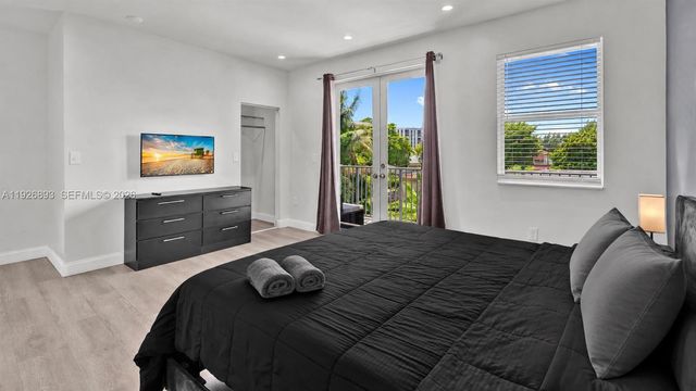 1968 NW 25th Avenue, Miami, FL 33125