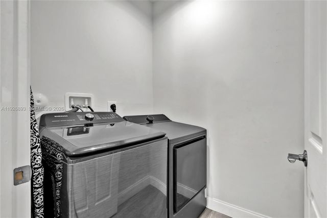 1968 NW 25th Avenue, Miami, FL 33125