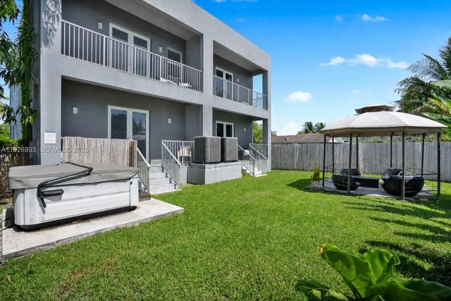 1968 NW 25th Avenue, Miami, FL 33125