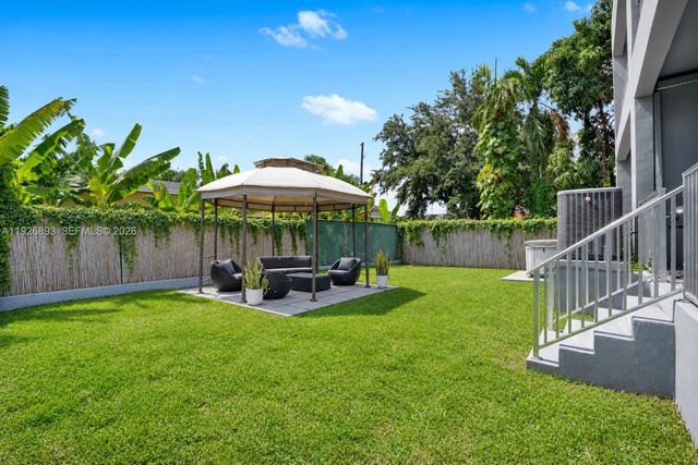 1968 NW 25th Avenue, Miami, FL 33125