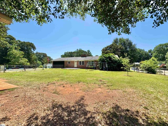 408 Rices Creek Road, Liberty, SC 29657