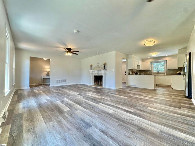408 Rices Creek Road, Liberty, SC 29657