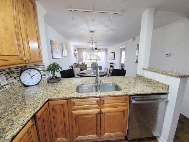 106 1ST STREET E 215, St Petersburg, FL 33715