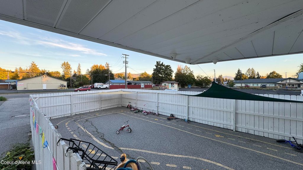 102 S Division Ave, Sandpoint, ID 83864 photo 10