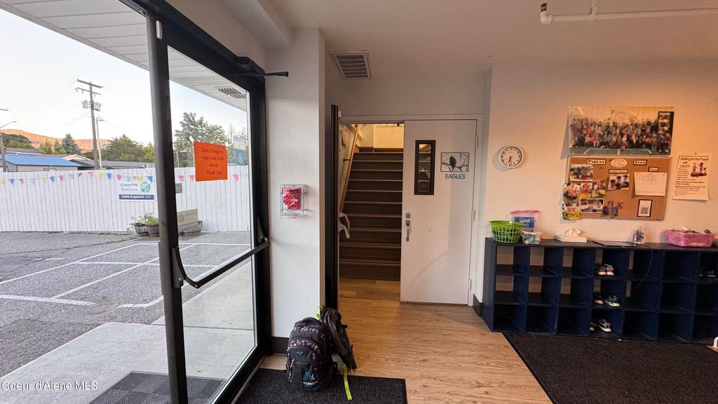 102 S Division Ave, Sandpoint, ID 83864 photo 14