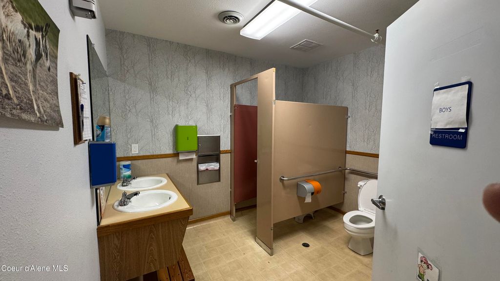 102 S Division Ave, Sandpoint, ID 83864 photo 18