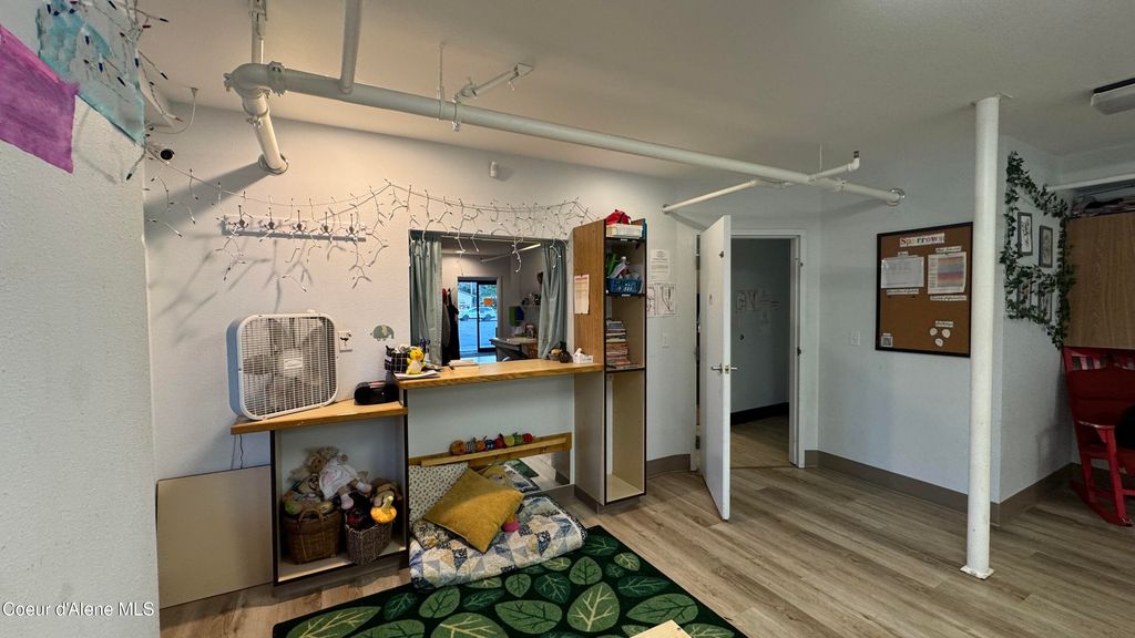 102 S Division Ave, Sandpoint, ID 83864 photo 27