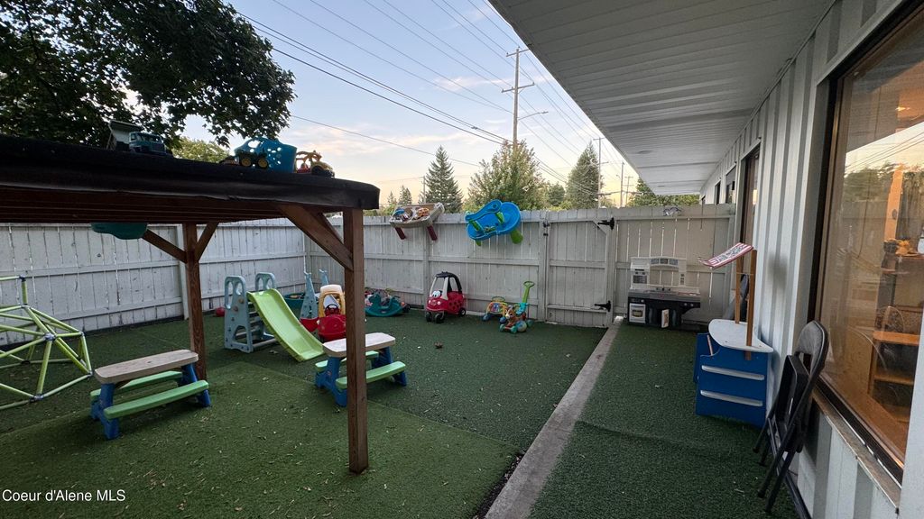 102 S Division Ave, Sandpoint, ID 83864 photo 31