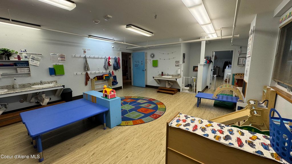 102 S Division Ave, Sandpoint, ID 83864 photo 37