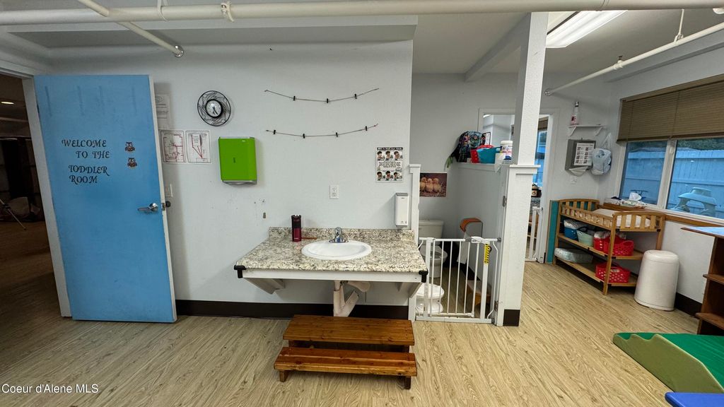 102 S Division Ave, Sandpoint, ID 83864 photo 38