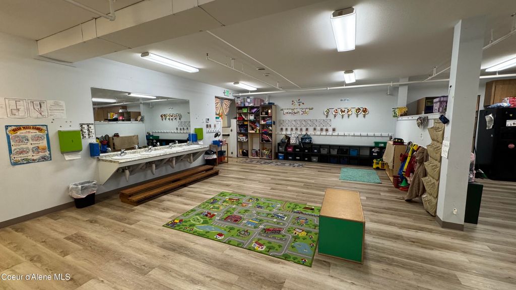 102 S Division Ave, Sandpoint, ID 83864 photo 49