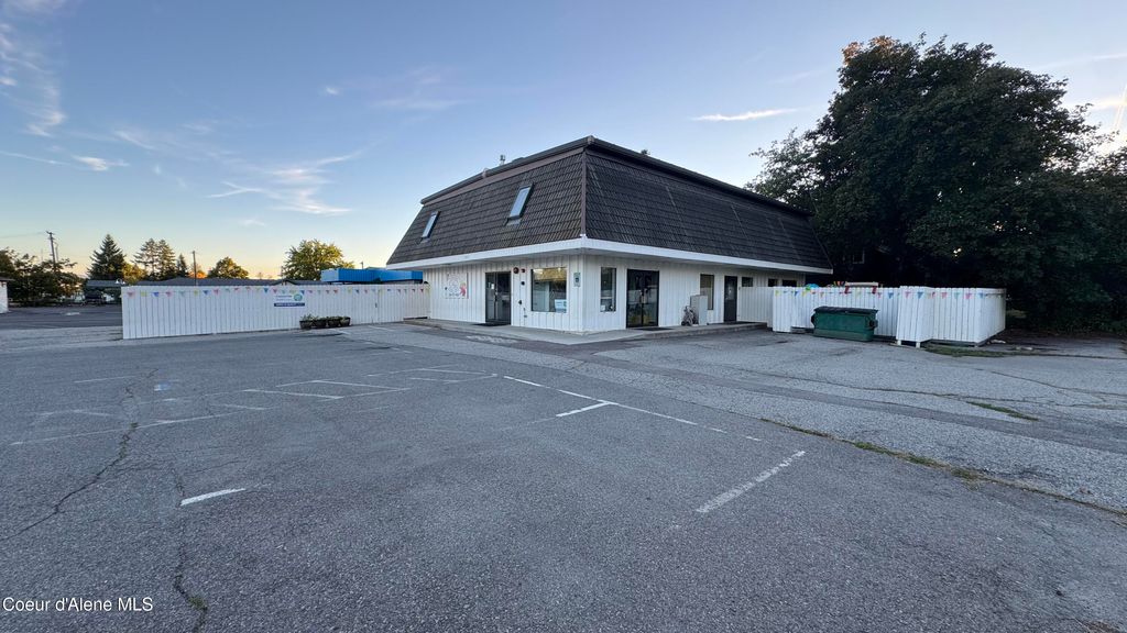 102 S Division Ave, Sandpoint, ID 83864 photo 6