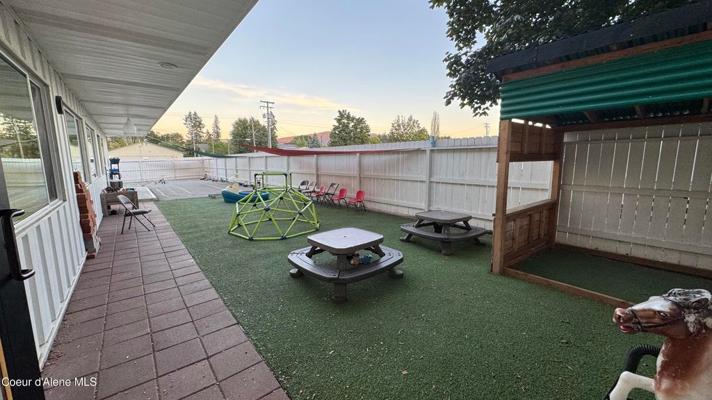 102 S Division Ave, Sandpoint, ID 83864 photo 61