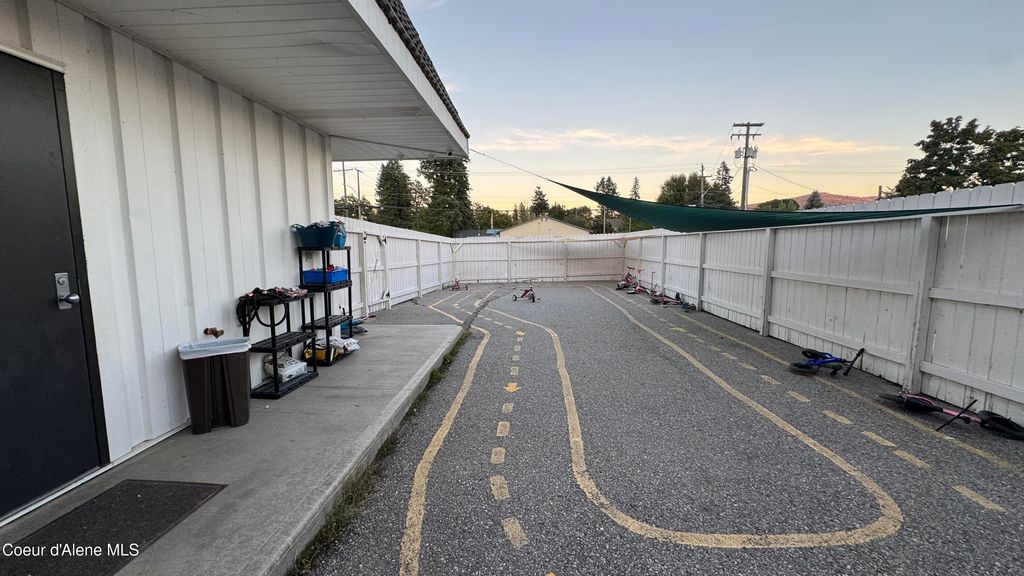 102 S Division Ave, Sandpoint, ID 83864 photo 63