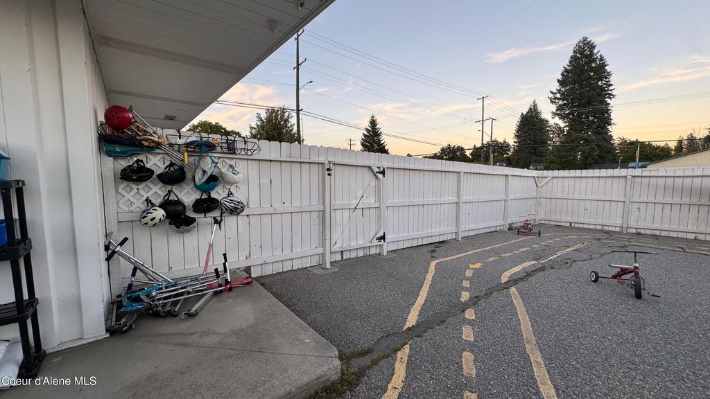 102 S Division Ave, Sandpoint, ID 83864 photo 64