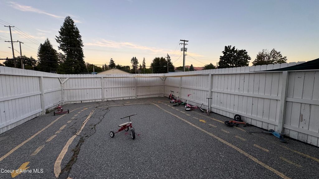 102 S Division Ave, Sandpoint, ID 83864 photo 65