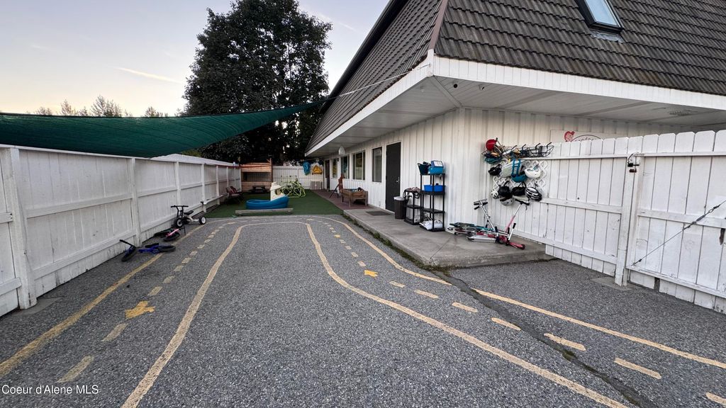 102 S Division Ave, Sandpoint, ID 83864 photo 66