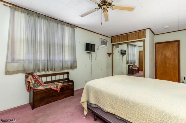 7 Delafield Ave, Rutherford Boro, NJ 07070