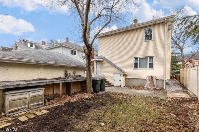 7 Delafield Ave, Rutherford Boro, NJ 07070