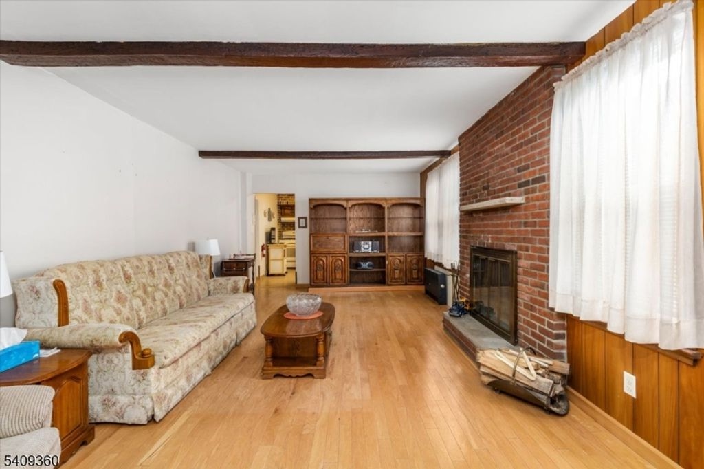 7 Delafield Ave, Rutherford Boro, NJ 07070 — photo 4